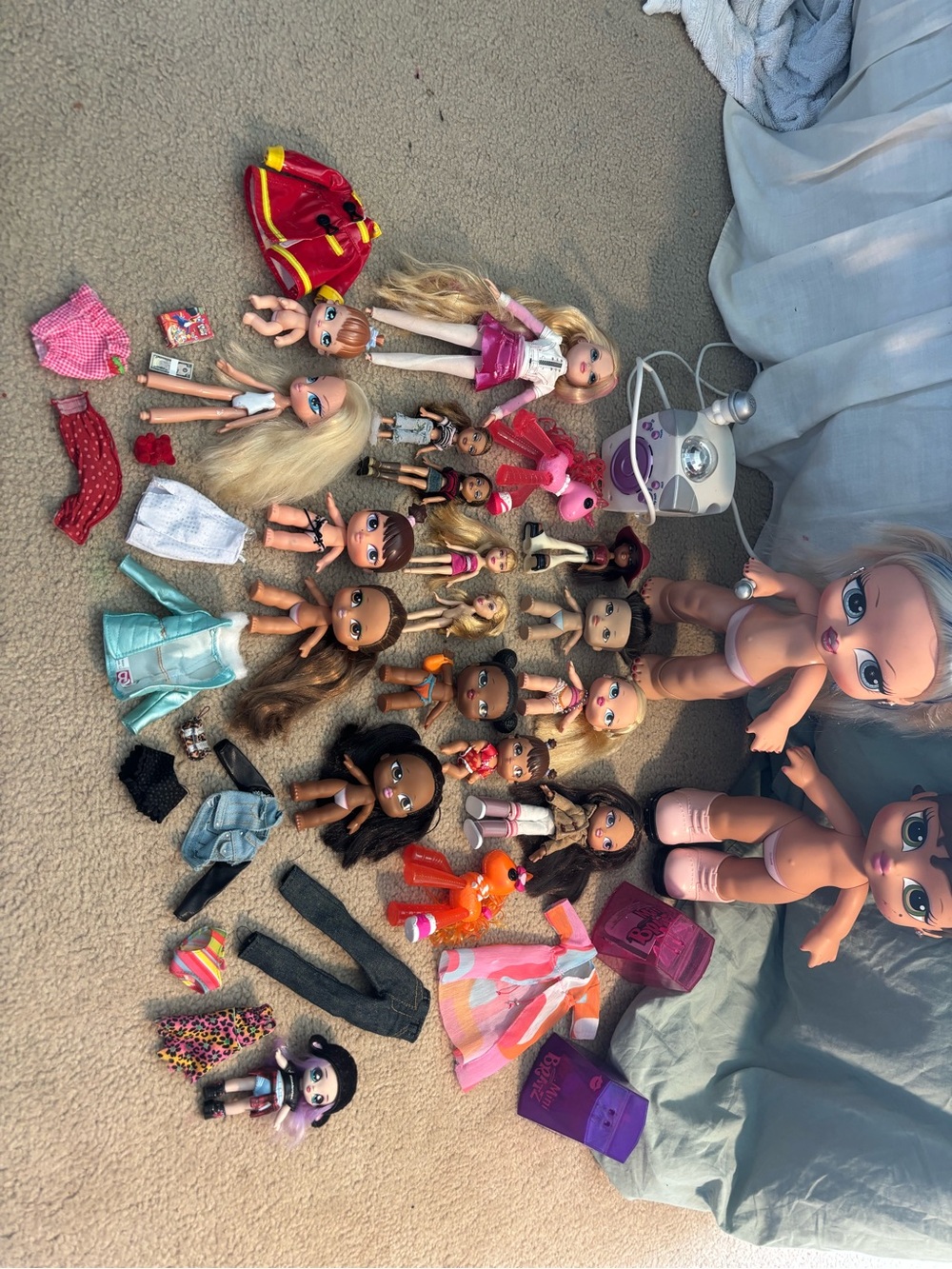 Bratz doll lot